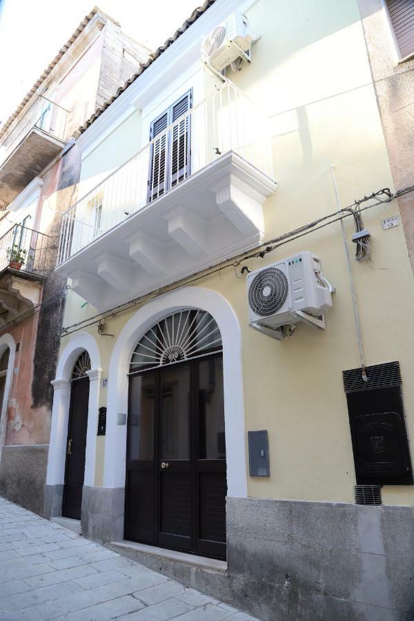 Izzhome Blue Ragusa Exteriér fotografie